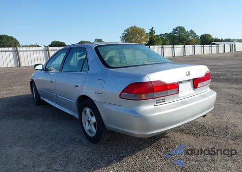 2002 Honda Accord 3.0 Ex from USA, damaged, VIN 1HGCG16502A017803